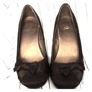 Women’s SO black heels